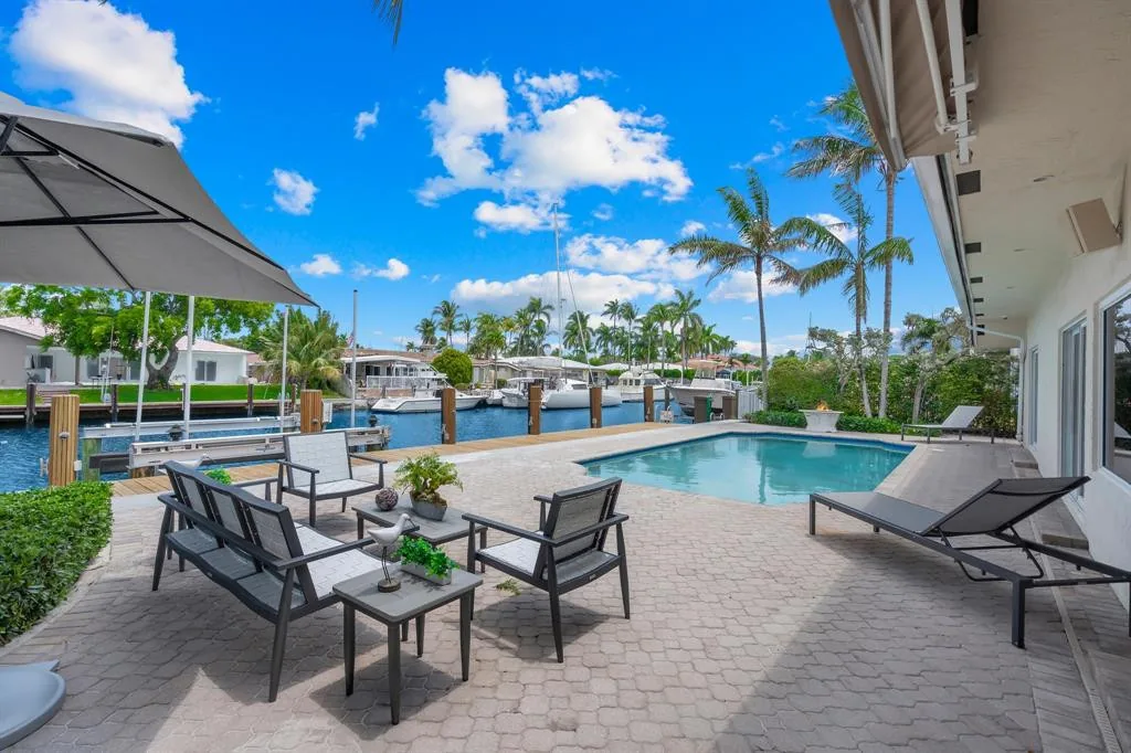 佛罗里达州地产Pompano Beach 3卧3浴 独栋别墅图片 11