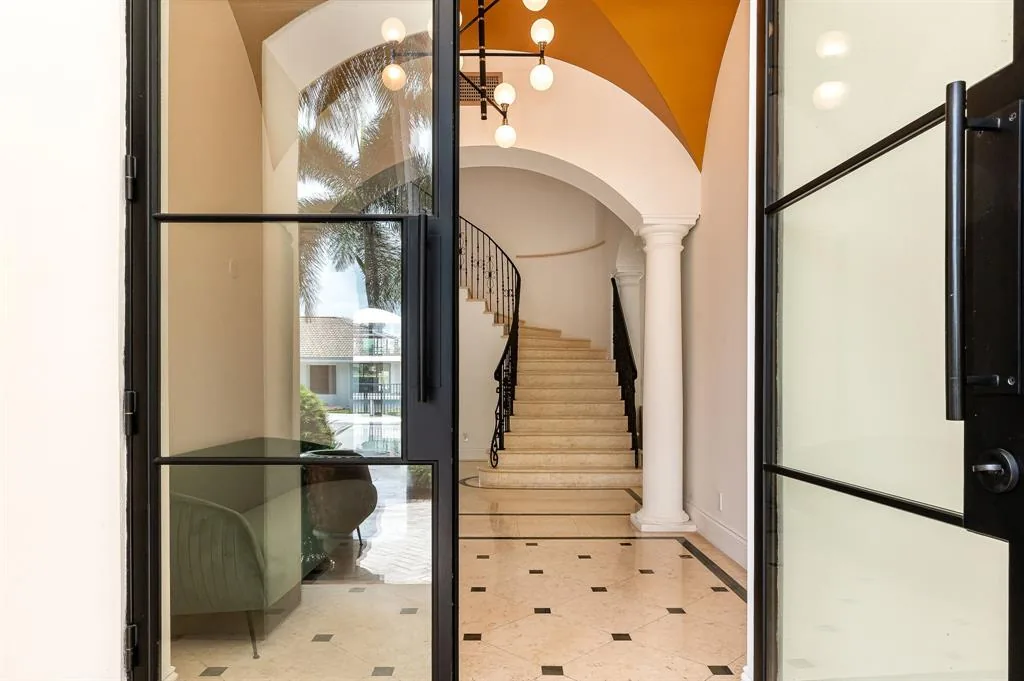 Boca Raton 5卧6浴 独栋别墅图片 2