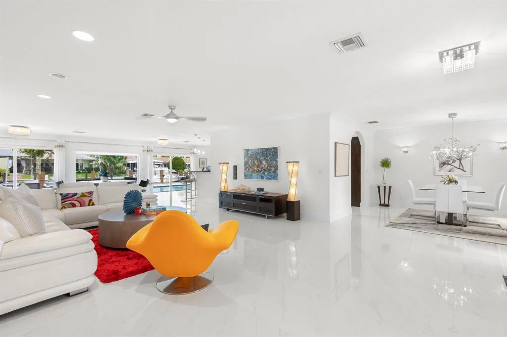 佛罗里达州地产Pompano Beach 3卧3浴 独栋别墅图片 4