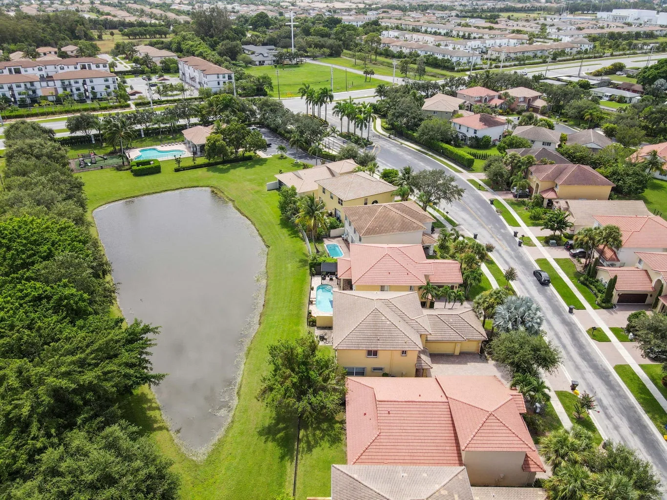 佛罗里达州地产 Lake Worth 5卧3浴 独栋别墅图片 15