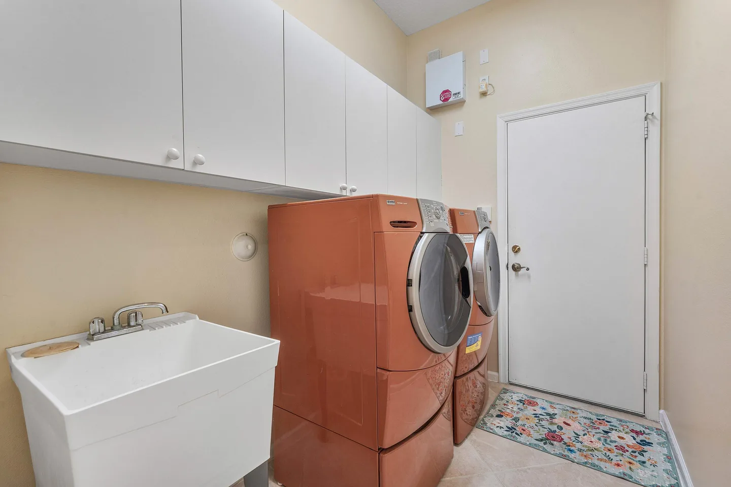 033-11130SilverRidge