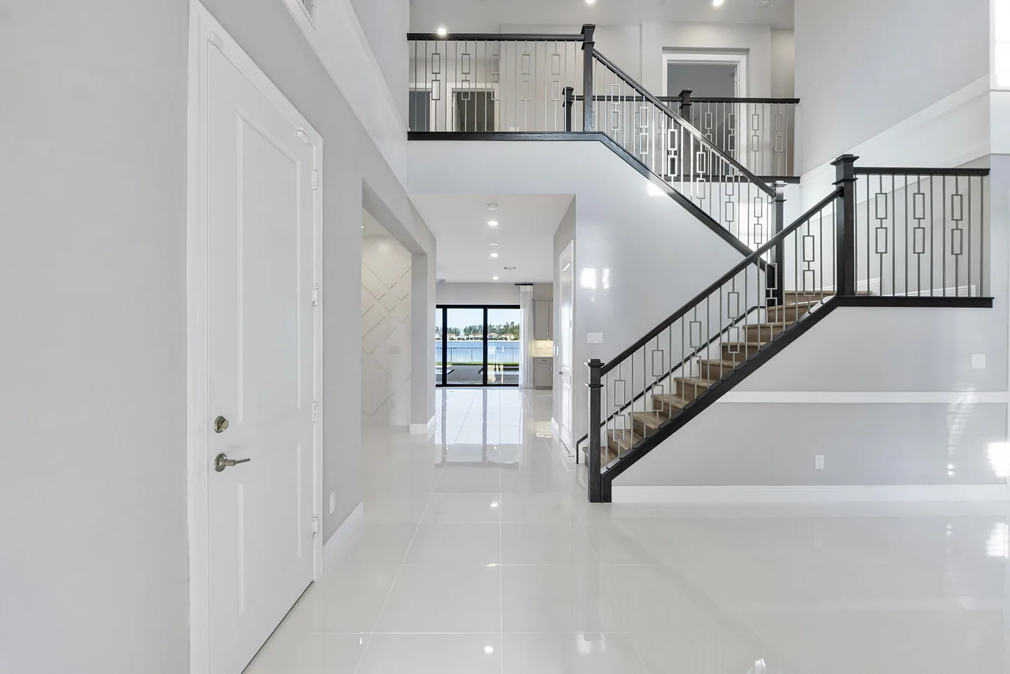 8685 Parkland Bay Dr