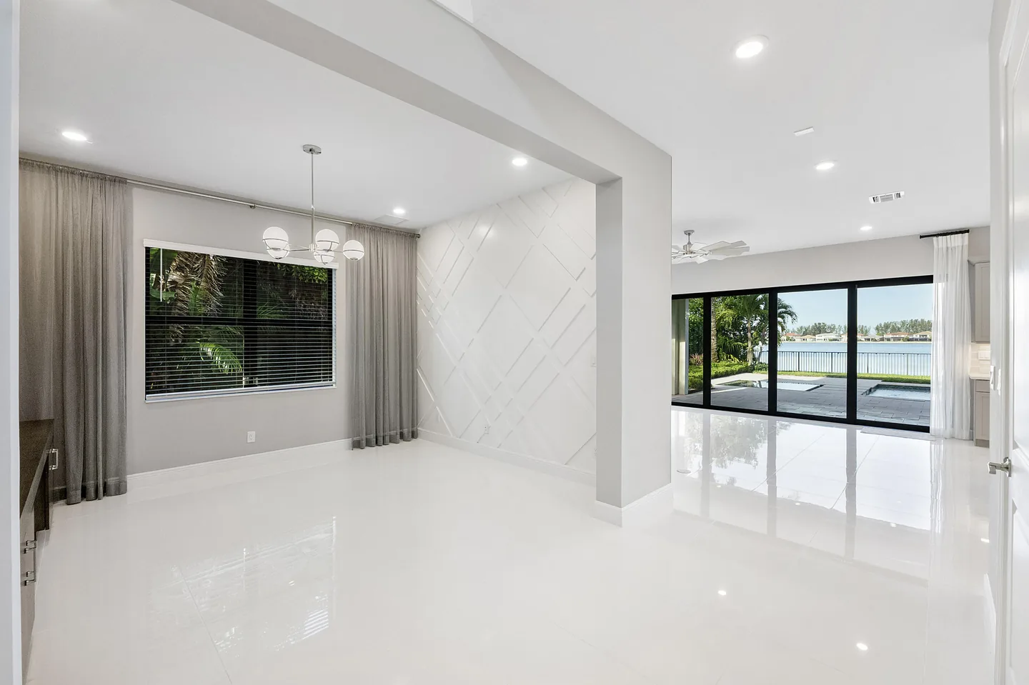 8685 Parkland Bay Dr