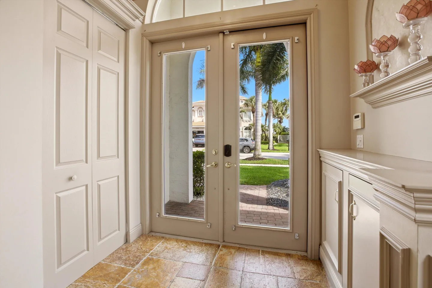06-Property Photo 00