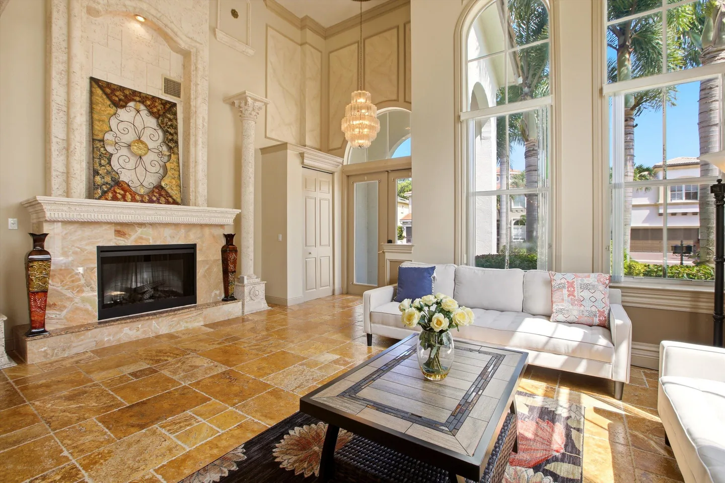 09-Property Photo 00