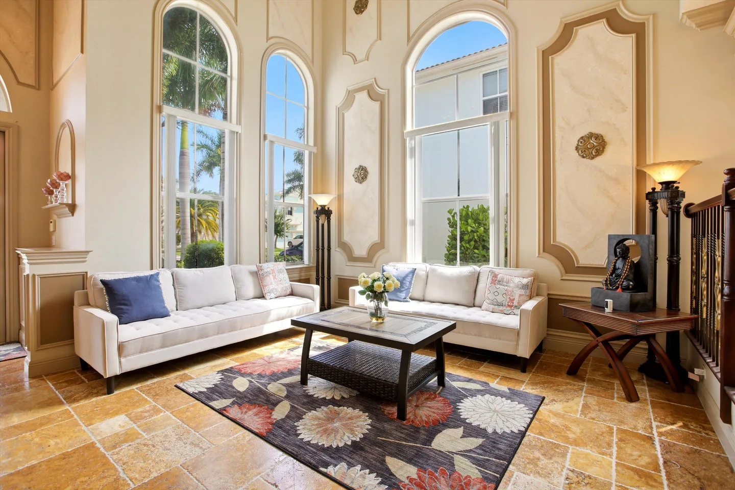 08-Property Photo 00