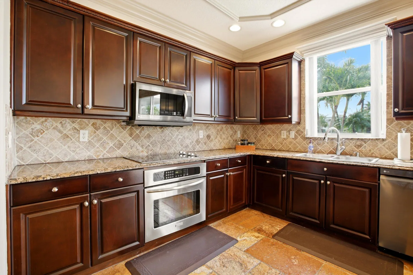 13-Property Photo 01